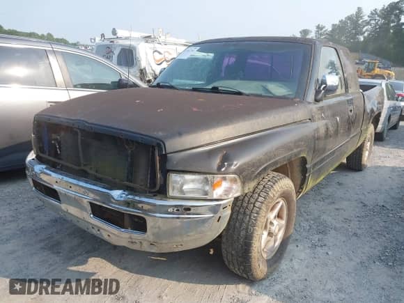 1996 Dodge 1500 with VIN 3B7HC13Y2TG165050, listed as a IAAI auction lot 42382754 with 246,964 mi miles and . Bid and sale history available at DreamBid. Image 17.