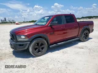 2019 Ram 1500 Lone Star z VIN 1C6RR6LT4KS705016, wystawiony jako Copart lot #67134225 z przebiegiem 77 951 mil mil oraz Czysty tytuł • Clean title. Historia ofert i sprzedaży dostępna na DreamBid. Obrazek 1.