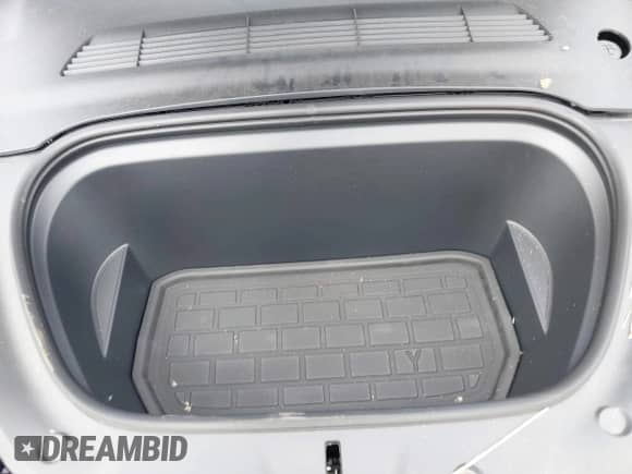 2023 Tesla Model Y Long Range с VIN 7SAYGAEE9PF846733, выставлен на аукционе IAAI как лот 40379622 с пробегом 19 341 миль миль и . История ставок и продаж доступна на DreamBid. Изображение 10.