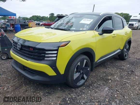 2025 Nissan Kicks SR with VIN 3N8AP6DB6SL314907, listed as a IAAI auction lot 42574144 with 1,634 mi miles and . Bid and sale history available at DreamBid. Image 2.