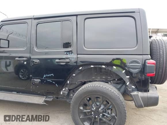 2021 Jeep Wrangler Unlimited Sahara с VIN 1C4JJXP60MW783392, выставлен на аукционе IAAI как лот 42804046 с пробегом 45 976 миль миль и . История ставок и продаж доступна на DreamBid. Изображение 6.