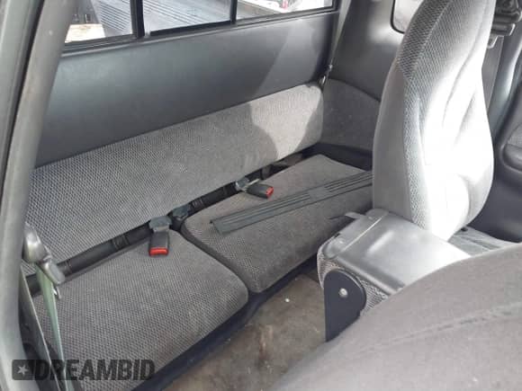 1997 Dodge Dakota z VIN 1B7GG23X1VS211394, wystawiony jako IAAI lot #41723088 z przebiegiem 124 104 mil mil oraz . Historia ofert i sprzedaży dostępna na DreamBid. Obrazek 8.