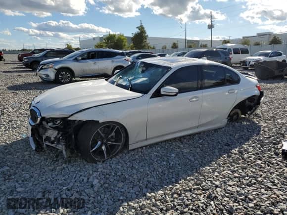 2021 BMW 3 Series 330i с VIN 3MW5R1J00M8C00658, выставлен на аукционе Copart как лот 86506395 с пробегом 28 763 миль миль и На запчасти • Non repairable. История ставок и продаж доступна на DreamBid. Изображение 1.