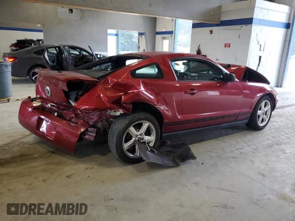 2008 Ford Mustang Deluxe with VIN 1ZVHT80N685110812, listed as a Copart auction lot 66476935 with Not provided miles and Salvage title. Bid and sale history available at DreamBid. Image 3.