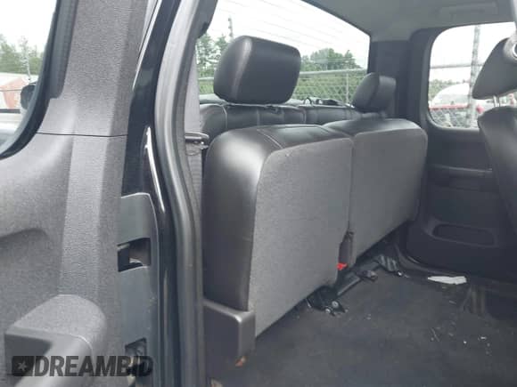 2007 Chevrolet Silverado 1500 Work Truck с VIN 1GCEK19J07Z565520, выставлен на аукционе IAAI как лот 42516749 с пробегом 242 910 миль миль и . История ставок и продаж доступна на DreamBid. Изображение 8.