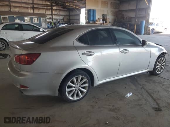 2010 Lexus IS 250 с VIN JTHCF5C29A5038867, выставлен на аукционе Copart как лот 81718445 с пробегом Не указан миль и Чистый • Clean title. История ставок и продаж доступна на DreamBid. Изображение 3.