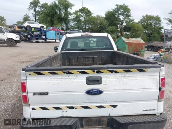 2013 Ford F-150 XL with VIN 1FTMF1CMXDKF34251, listed as a IAAI auction lot 43194182 with 179,900 mi miles and . Bid and sale history available at DreamBid. Image 16.