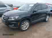 2012 Volkswagen Tiguan SE с VIN WVGBV7AX0CW558863, выставлен на аукционе IAAI как лот 42285870 с пробегом 158 521 миль миль и . История ставок и продаж доступна на DreamBid. Изображение 17.