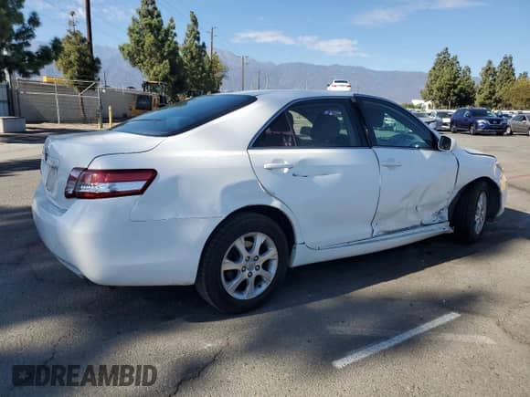 2011 Toyota Camry LE with VIN 4T4BF3EK3BR183667, listed as a Copart auction lot 81929875 with 138,016 mi miles and Salvage title. Bid and sale history available at DreamBid. Image 3.