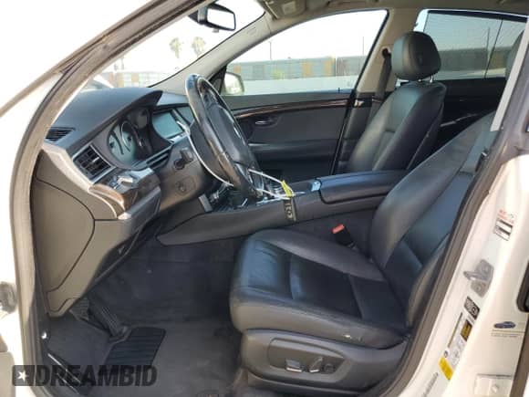 2015 BMW 5 Series 535i Gran Turismo с VIN WBA5M2C52FD872093, выставлен на аукционе Copart как лот 65238855 с пробегом 199 756 миль миль и Списание • Salvage title. История ставок и продаж доступна на DreamBid. Изображение 7.