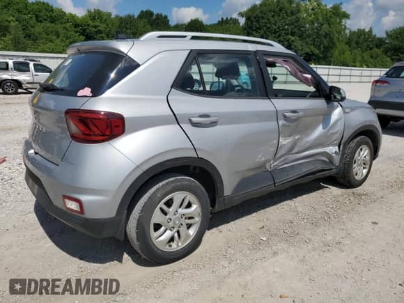 2020 Hyundai Venue SEL с VIN KMHRC8A38LU028899, выставлен на аукционе Copart как лот 63781765 с пробегом 61 207 миль миль и Списание • Salvage title. История ставок и продаж доступна на DreamBid. Изображение 3.