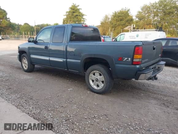 2006 GMC Sierra 1500 SLE1 z VIN 2GTEK19B061111364, wystawiony jako IAAI lot #42487299 z przebiegiem 173 736 mil mil oraz . Historia ofert i sprzedaży dostępna na DreamBid. Obrazek 3.