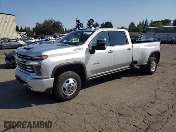 2021 Chevrolet Silverado 3500HD High Country with VIN 1GC4YVEY4MF156230, listed as a Copart auction lot 66179474 with 61,163 mi miles and Salvage title. Bid and sale history available at DreamBid. Image 1.