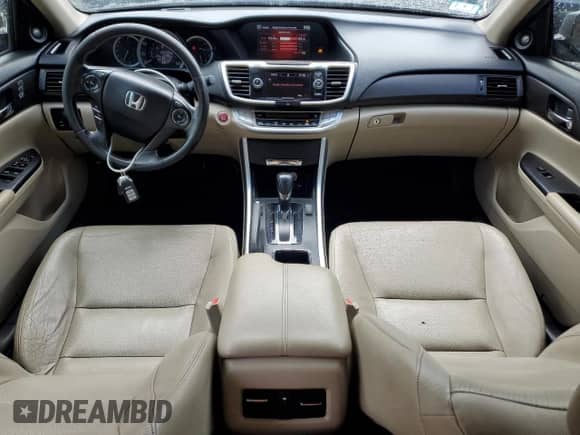 2013 Honda Accord EX-L z VIN 1HGCR2F80DA241103, wystawiony jako Copart lot #69645185 z przebiegiem 202 499 mil mil oraz Czysty tytuł • Clean title. Historia ofert i sprzedaży dostępna na DreamBid. Obrazek 8.