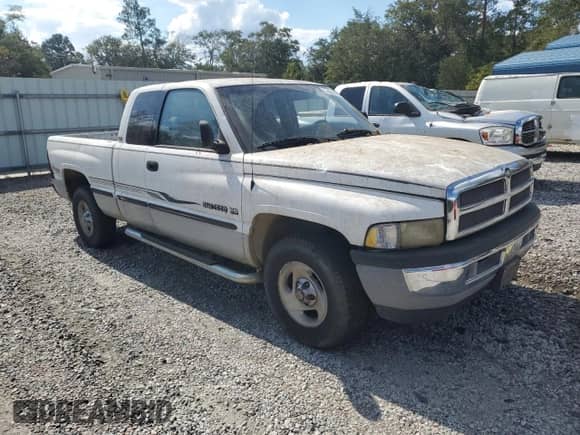 2001 Dodge 1500 с VIN 3B7HC13ZX1G221855, выставлен на аукционе Copart как лот 74005924 с пробегом 62 704 миль миль и Списание • Salvage title. История ставок и продаж доступна на DreamBid. Изображение 4.