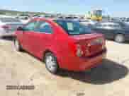2013 Chevrolet Sonic LT с VIN 1G1JC5SH8D4148125, выставлен на аукционе IAAI как лот 42808825 с пробегом 75 641 миль миль и . История ставок и продаж доступна на DreamBid. Изображение 3.