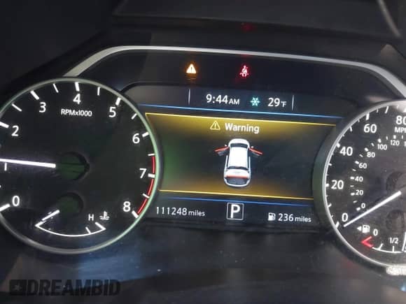 2017 Nissan Murano S with VIN 5N1AZ2MH9HN148910, listed as a IAAI auction lot 41465492 with 111,248 mi miles and . Bid and sale history available at DreamBid. Image 7.