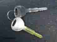 2001 Hyundai Accent z VIN KMHCF35G91U106987, wystawiony jako IAAI lot #41562779 z przebiegiem 69 762 mil mil oraz . Historia ofert i sprzedaży dostępna na DreamBid. Obrazek 11.