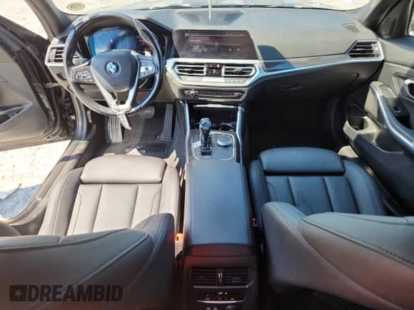 2020 BMW 3 Series 330i с VIN 3MW5R1J01L8B24382, выставлен на аукционе Copart как лот 70131785 с пробегом 82 622 миль миль и Списание • Salvage title. История ставок и продаж доступна на DreamBid. Изображение 8.