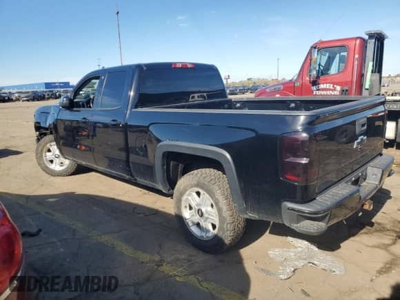 2015 Chevrolet Silverado 1500 LT z VIN 1GCVKRECXFZ265441, wystawiony jako Copart lot #86283055 z przebiegiem 181 350 mil mil oraz Czysty tytuł • Clean title. Historia ofert i sprzedaży dostępna na DreamBid. Obrazek 2.