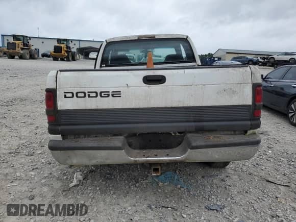2000 Dodge 1500 с VIN 3B7HC12YXYG118017, выставлен на аукционе Copart как лот 60615085 с пробегом 232 370 миль миль и Списание • Salvage title. История ставок и продаж доступна на DreamBid. Изображение 6.