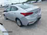 2022 Hyundai Accent SE z VIN 3KPC24A62NE189802, wystawiony jako IAAI lot #42283620 z przebiegiem 20 846 mil mil oraz . Historia ofert i sprzedaży dostępna na DreamBid. Obrazek 3.