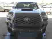 2020 Toyota Tacoma SR5 с VIN 3TMBZ5DN4LM024014, выставлен на аукционе Copart как лот 58260065 с пробегом 145 836 миль миль и Списание • Salvage title. История ставок и продаж доступна на DreamBid. Изображение 5.