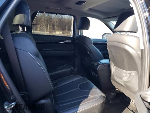 2022 Hyundai Palisade Limited с VIN KM8R5DHE0NU398001, выставлен на аукционе Copart как лот 80131283 с пробегом 33 814 миль миль и . История ставок и продаж доступна на DreamBid. Изображение 10.