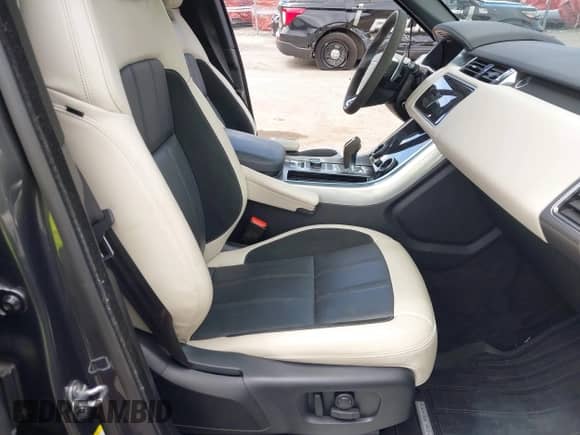 2022 Land Rover Range Rover Sport HST with VIN SALWS2RUXNA205731, listed as a IAAI auction lot 42613333 with 32,845 mi miles and . Bid and sale history available at DreamBid. Image 5.