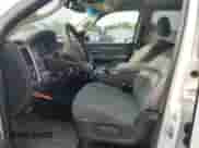 2016 Ram 1500 Outdoorsman z VIN 1C6RR7GM8GS327900, wystawiony jako Copart lot #66395315 z przebiegiem 117 621 mil mil oraz Czysty tytuł • Clean title. Historia ofert i sprzedaży dostępna na DreamBid. Obrazek 7.