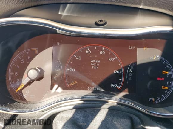 2014 Jeep Grand Cherokee Limited с VIN 1C4RJFBG9EC393407, выставлен на аукционе Copart как лот 85826815 с пробегом 50 550 миль миль и Списание • Salvage title. История ставок и продаж доступна на DreamBid. Изображение 9.