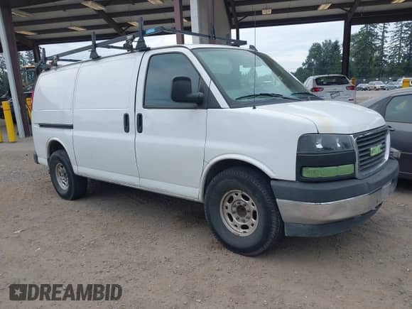 2020 Chevrolet Express Cargo with VIN 1GCWGAFP1L1167305, listed as a IAAI auction lot 42919010 with 35,381 mi miles and . Bid and sale history available at DreamBid. Image 1.