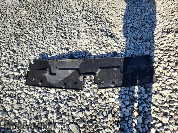 2013 Chevrolet Silverado 1500 LT z VIN 1GCRKSE74DZ262236, wystawiony jako Copart lot #86266165 z przebiegiem 176 514 mil mil oraz Szkoda całkowita • Salvage title. Historia ofert i sprzedaży dostępna na DreamBid. Obrazek 12.