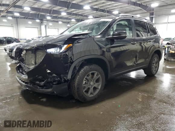 2025 Honda Passport TrailSport with VIN 5FNYF8H6XSB004473, listed as a Copart auction lot 61561215 with 3,022 mi miles and Salvage title. Bid and sale history available at DreamBid. Image 1.