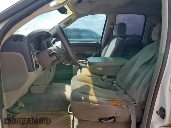 2002 Dodge 1500 z VIN 1D7HA18N62S608446, wystawiony jako Copart lot #85928505 z przebiegiem 301 526 mil mil oraz Szkoda całkowita • Salvage title. Historia ofert i sprzedaży dostępna na DreamBid. Obrazek 7.