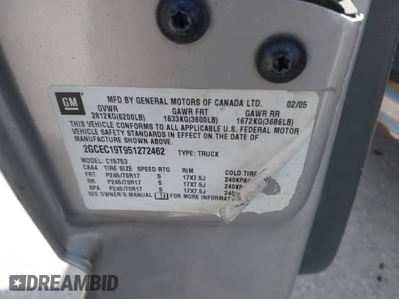 2005 Chevrolet Silverado 1500 LS with VIN 2GCEC19T951272462, listed as a IAAI auction lot 41979435 with 153,855 mi miles and . Bid and sale history available at DreamBid. Image 9.