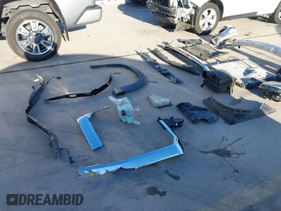 2019 Toyota Tundra SR5 с VIN 5TFAY5F17KX845478, выставлен на аукционе IAAI как лот 41155651 с пробегом 42 291 миль миль и . История ставок и продаж доступна на DreamBid. Изображение 20.