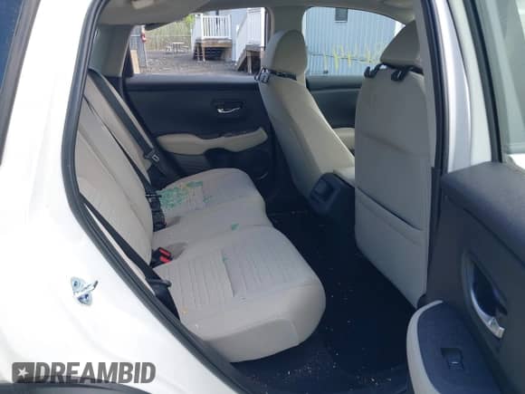 2025 Honda HR-V LX with VIN 3CZRZ2H32SM762201, listed as a IAAI auction lot 42386491 with 1,137 mi miles and . Bid and sale history available at DreamBid. Image 8.