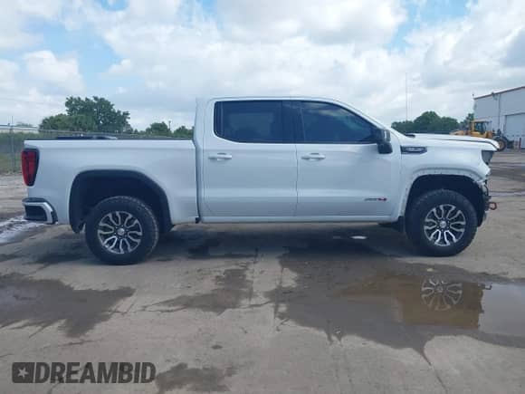 2022 GMC Sierra 1500 AT4 с VIN 1GTPUEEL2NZ523557, выставлен на аукционе IAAI как лот 42146575 с пробегом 67 958 миль миль и . История ставок и продаж доступна на DreamBid. Изображение 13.