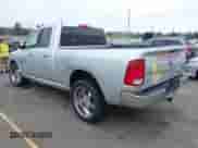 2016 Ram 1500 SLT z VIN 1C6RR7GG7GS199918, wystawiony jako IAAI lot #43205195 z przebiegiem 187 185 mil mil oraz . Historia ofert i sprzedaży dostępna na DreamBid. Obrazek 3.