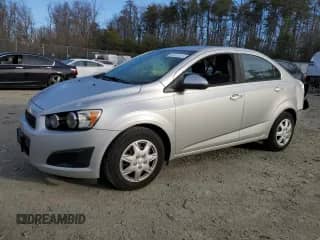 2015 Chevrolet Sonic LS with VIN 1G1JA5SG5F4216915, listed as a Copart auction lot 48220755 with 139,027 mi miles and Salvage title. Bid and sale history available at DreamBid. Image 1.
