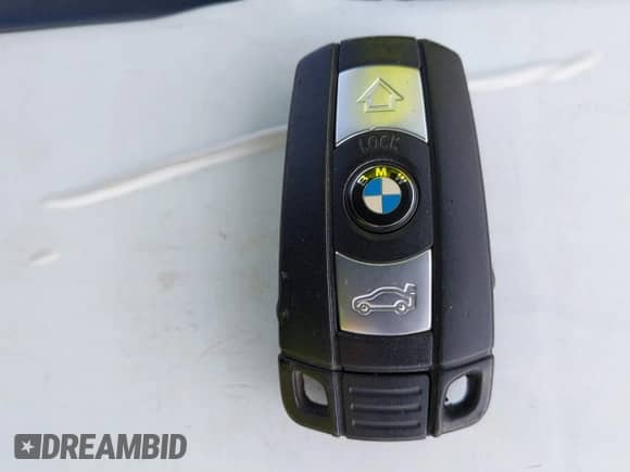 2010 BMW 3 Series 335d с VIN WBAPN7C54AA777998, выставлен на аукционе IAAI как лот 41765440 с пробегом 165 611 миль миль и . История ставок и продаж доступна на DreamBid. Изображение 11.