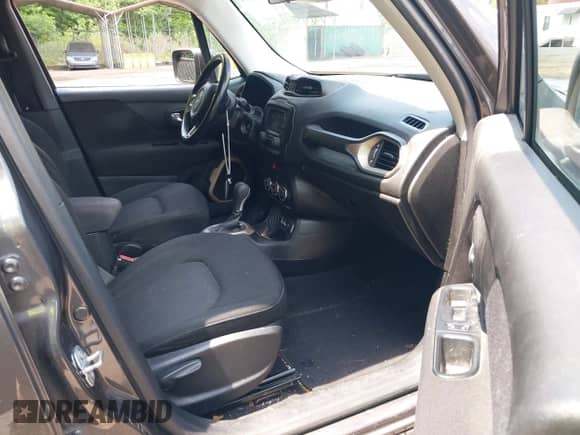 2017 Jeep Renegade Latitude с VIN ZACCJABB6HPG36670, выставлен на аукционе IAAI как лот 42474479 с пробегом 154 536 миль миль и . История ставок и продаж доступна на DreamBid. Изображение 5.