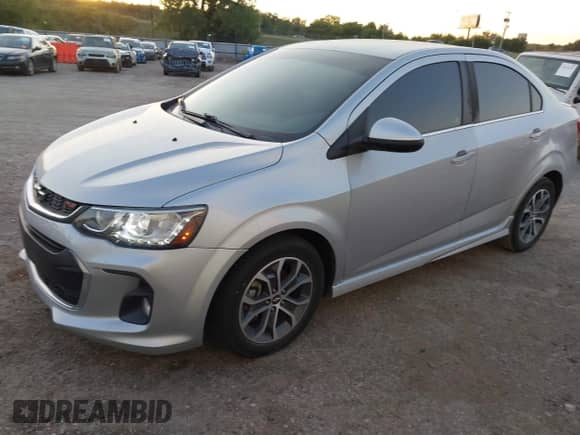 2017 Chevrolet Sonic LT with VIN 1G1JD5SHXH4153202, listed as a IAAI auction lot 43317022 with 58,489 mi miles and . Bid and sale history available at DreamBid. Image 2.