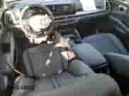 2025 Kia Sorento EX z VIN KNDRHDJG4S5288842, wystawiony jako Copart lot #58067335 z przebiegiem 5 172 mil mil oraz Szkoda całkowita • Salvage title. Historia ofert i sprzedaży dostępna na DreamBid. Obrazek 8.