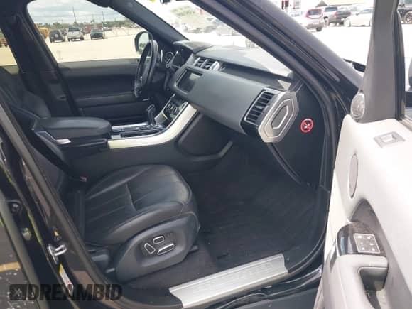 2015 Land Rover Range Rover Sport Supercharged with VIN SALWR2TF0FA522764, listed as a IAAI auction lot 43051009 with 88,949 mi miles and . Bid and sale history available at DreamBid. Image 5.