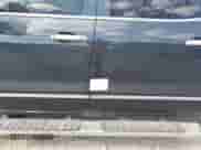 2019 Chevrolet Silverado 3500HD High Country с VIN 1GC4KYEY3KF257534, выставлен на аукционе Copart как лот 78550964 с пробегом 254 955 миль миль и На запчасти • Non repairable. История ставок и продаж доступна на DreamBid. Изображение 13.