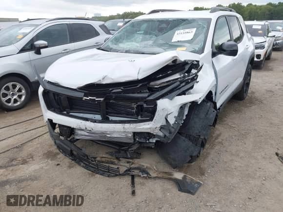 2026 Chevrolet Equinox AWD LT с VIN 3GNAXPEG1TL110519, выставлен на аукционе IAAI как лот 43110863 с пробегом 2 504 миль миль и . История ставок и продаж доступна на DreamBid. Изображение 19.