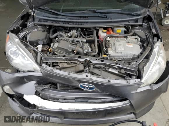 2013 Toyota Prius Two с VIN JTDKDTB36D1052013, выставлен на аукционе Copart как лот 89814345 с пробегом 200 190 миль миль и Списание • Salvage title. История ставок и продаж доступна на DreamBid. Изображение 11.