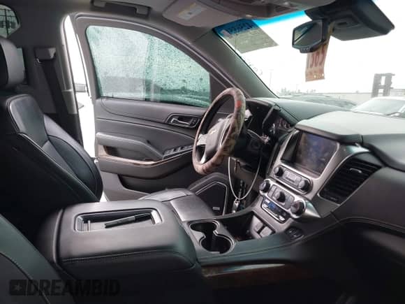 2018 Chevrolet Tahoe LT z VIN 1GNSCBKC1JR206967, wystawiony jako IAAI lot #42565511 z przebiegiem Nie podano mil oraz . Historia ofert i sprzedaży dostępna na DreamBid. Obrazek 5.